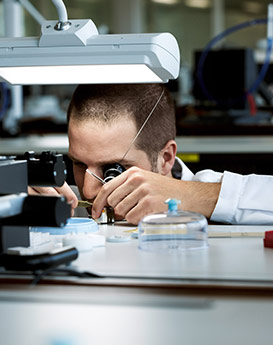 查尔斯·彼得艾伯特-深圳帝舵售后维修服务中心