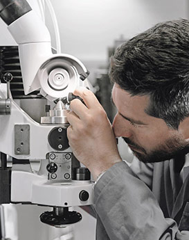 辛迪·克莱门特-帝舵售后维修服务中心